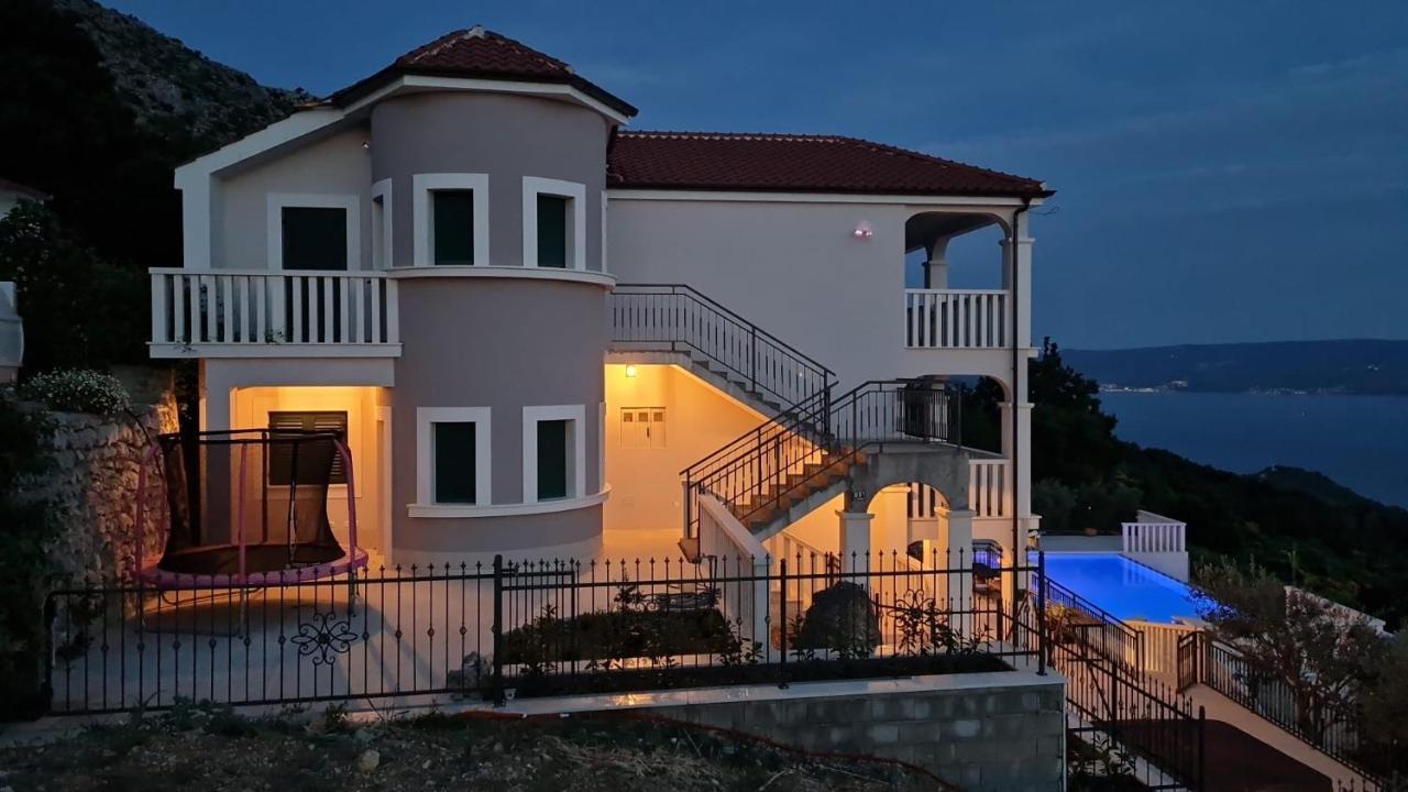 Sea View Luxury Apart Hotel Villa Conte With Swiming Pool And Romantic Spa Podstrana Zewnętrze zdjęcie
