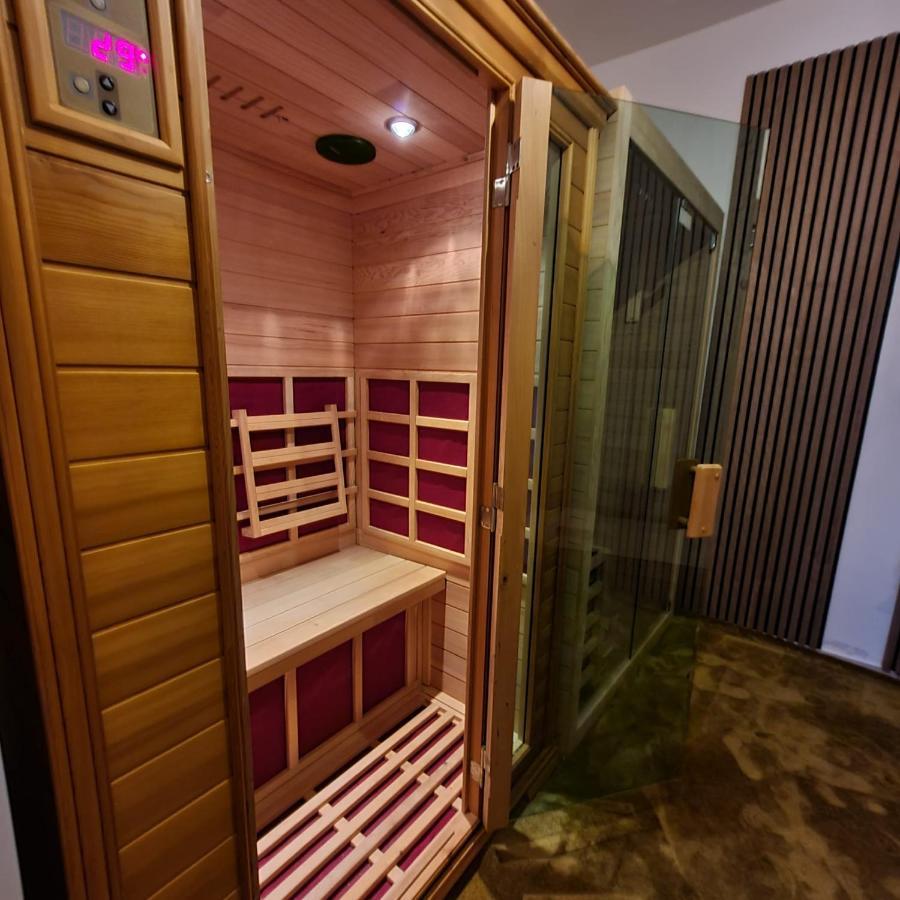 Sea View Luxury Apart Hotel Villa Conte With Swiming Pool And Romantic Spa Podstrana Zewnętrze zdjęcie