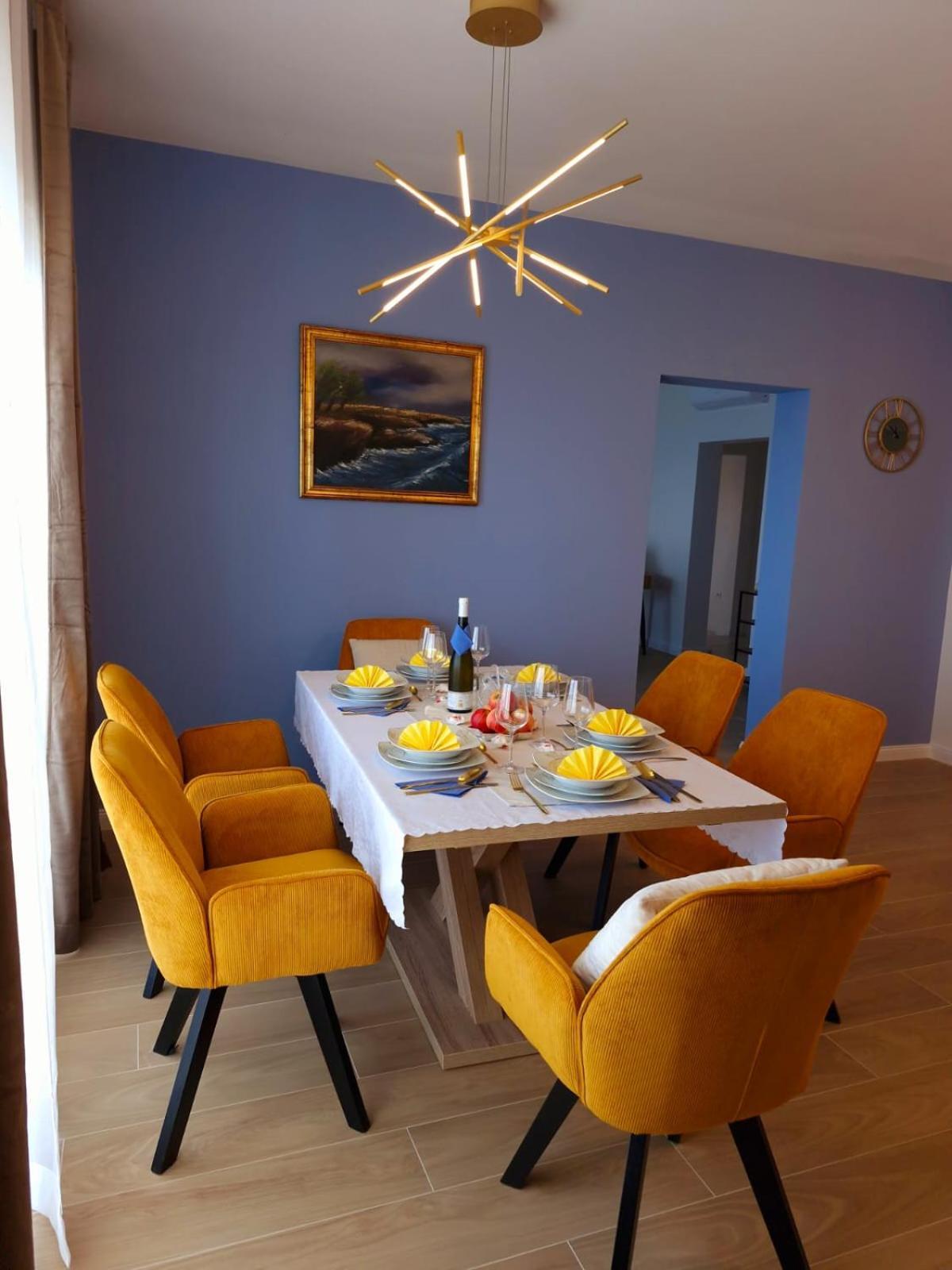 Sea View Luxury Apart Hotel Villa Conte With Swiming Pool And Romantic Spa Podstrana Zewnętrze zdjęcie