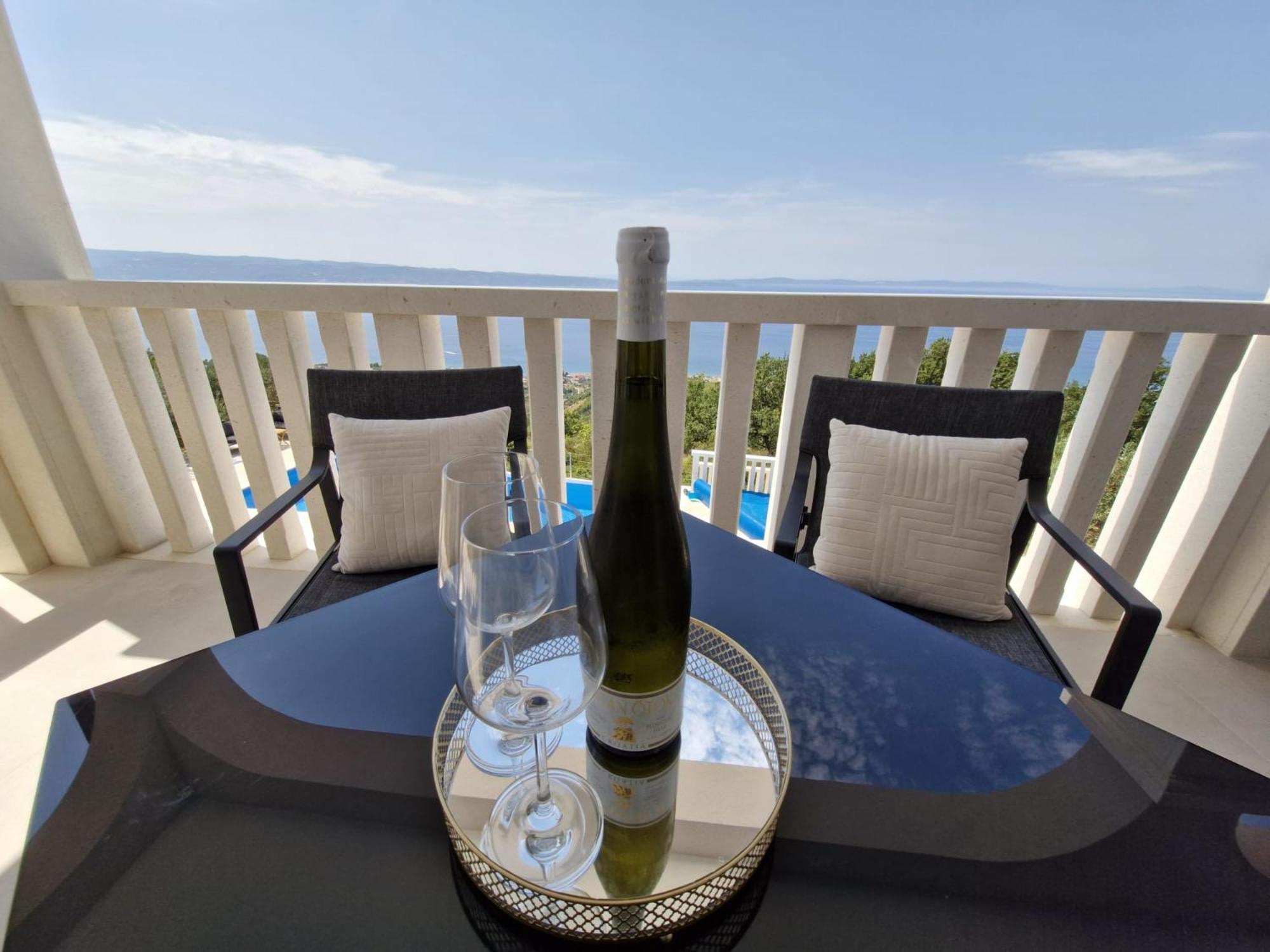 Sea View Luxury Apart Hotel Villa Conte With Swiming Pool And Romantic Spa Podstrana Zewnętrze zdjęcie