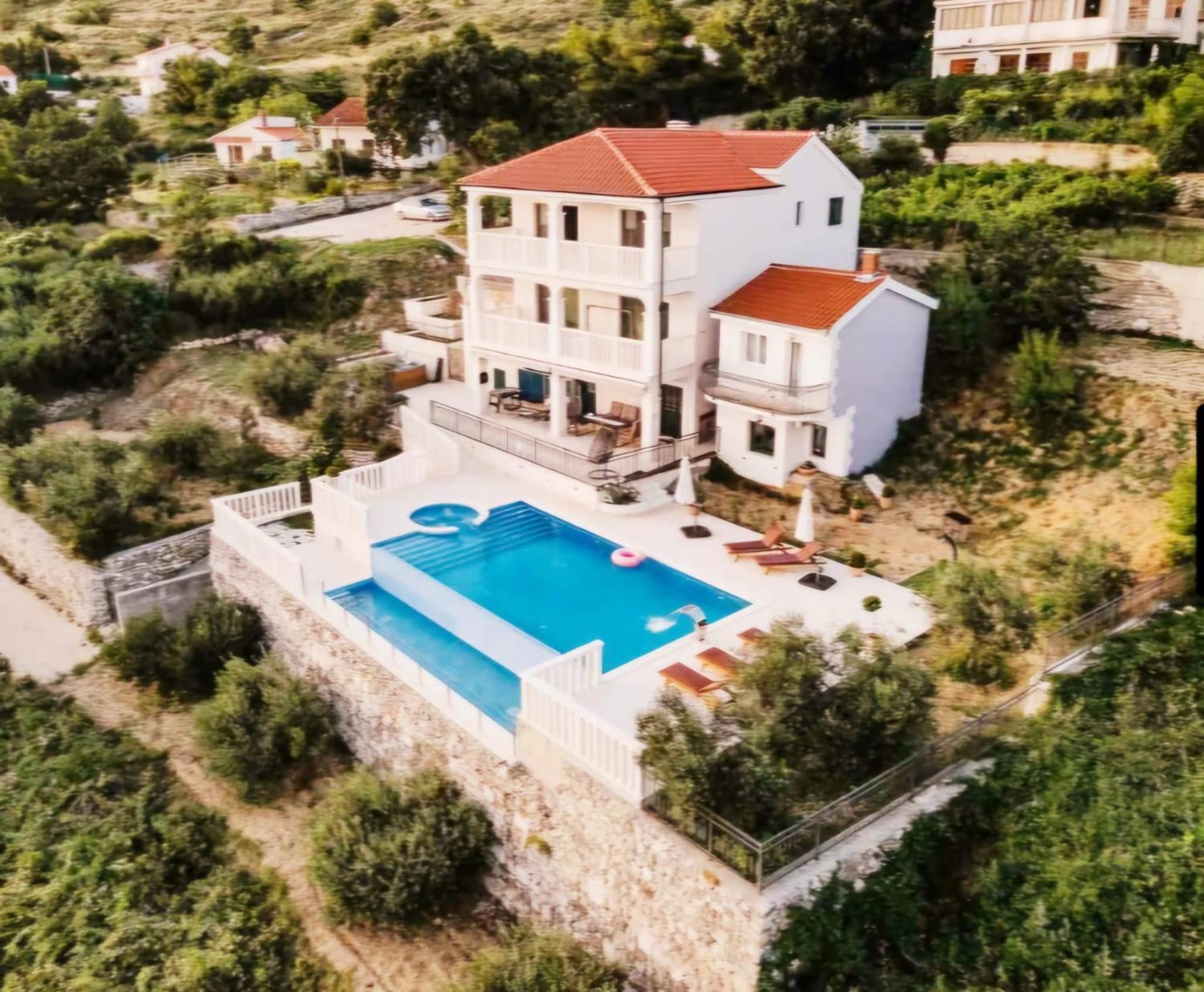 Sea View Luxury Apart Hotel Villa Conte With Swiming Pool And Romantic Spa Podstrana Zewnętrze zdjęcie